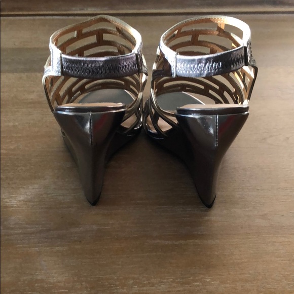 Kelsi Dagger Eris Wedge Sandals - Picture 4 of 7